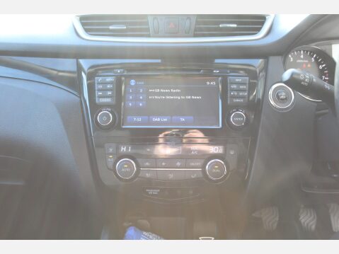 Nissan Qashqai N-TEC DIG-T 14