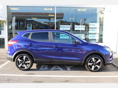 Nissan Qashqai N-TEC DIG-T 6