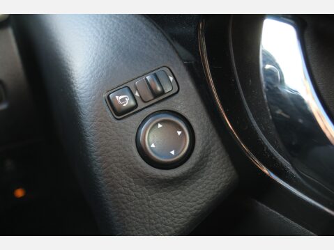 Nissan Qashqai N-TEC DIG-T 25