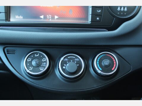 Toyota Yaris VVT-I ICON M-DRIVE S 19