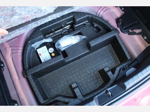 Toyota Yaris VVT-I ICON M-DRIVE S 28
