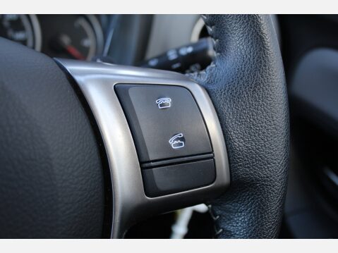Toyota Yaris VVT-I ICON M-DRIVE S 16