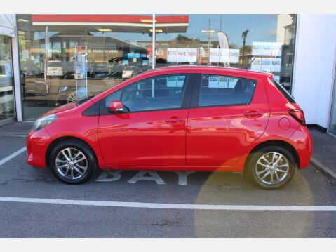 Toyota Yaris VVT-I ICON M-DRIVE S 2