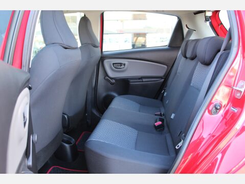 Toyota Yaris VVT-I ICON M-DRIVE S 29