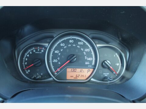 Toyota Yaris VVT-I ICON M-DRIVE S 11