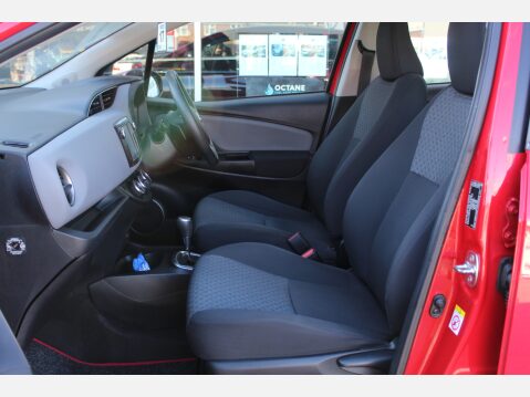 Toyota Yaris VVT-I ICON M-DRIVE S 30