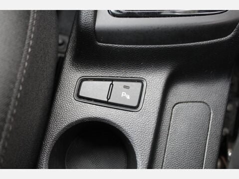 Hyundai i20 MPI PREMIUM SE NAV 23