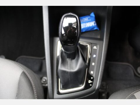 Hyundai i20 MPI PREMIUM SE NAV 22