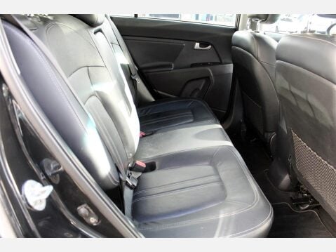 Kia Sportage CRDI KX-3 11