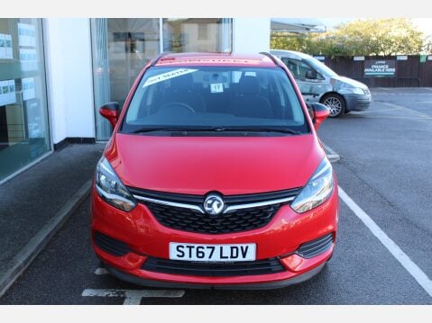 Vauxhall Zafira DESIGN 8