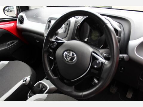 Toyota Aygo VVT-I X-PLAY 11