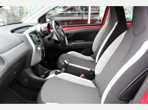 Toyota Aygo VVT-I X-PLAY 7