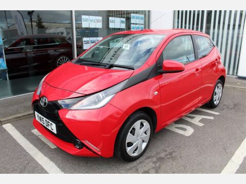 Toyota Aygo VVT-I X-PLAY 1