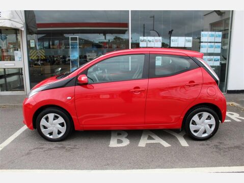 Toyota Aygo VVT-I X-PLAY 2