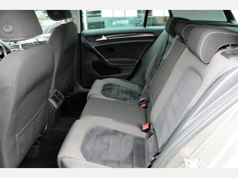 Volkswagen Golf GT TDI BLUEMOTION TECHNOLOGY 8