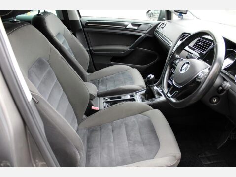 Volkswagen Golf GT TDI BLUEMOTION TECHNOLOGY 11