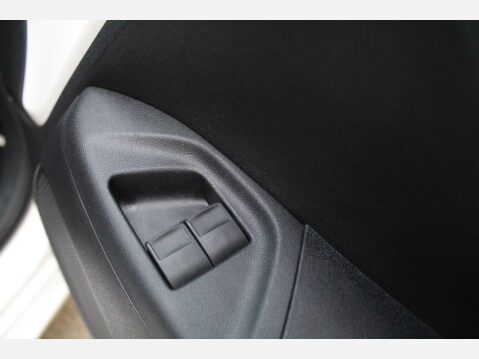 Toyota Aygo VVT-I X-PLAY X-SHIFT 22