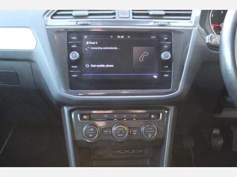 Volkswagen Tiguan SE NAV TDI BMT 17