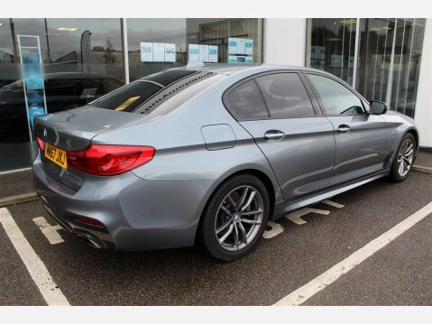 BMW 5 Series 520D M SPORT 6