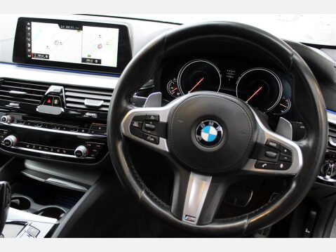 BMW 5 Series 520D M SPORT 7