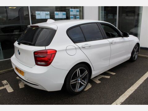BMW 1 Series 116I SPORT 6