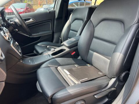 Mercedes-Benz A Class A 180 D SPORT PREMIUM 19