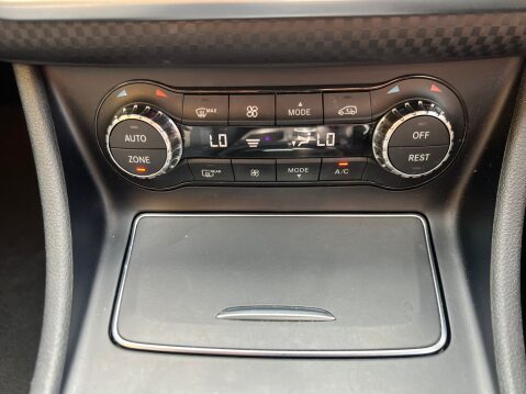 Mercedes-Benz A Class A 180 D SPORT PREMIUM 26