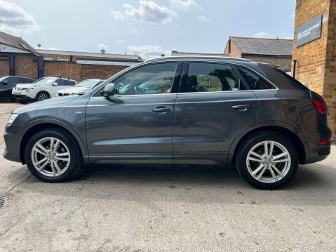 Audi Q3 TFSI S LINE EDITION 4