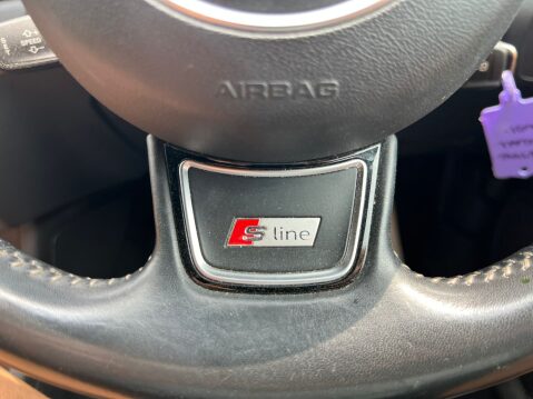 Audi Q3 TFSI S LINE EDITION 30