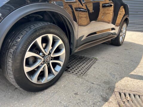 Nissan Juke TEKNA XTRONIC 14
