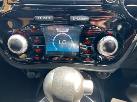 Nissan Juke TEKNA XTRONIC 32