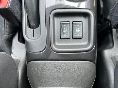 Nissan Juke TEKNA XTRONIC 33