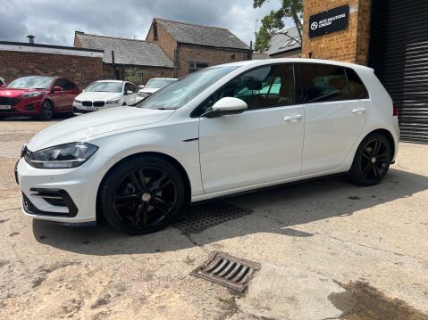 Volkswagen Golf R-LINE TDI 3