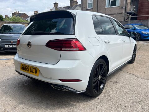 Volkswagen Golf R-LINE TDI 8