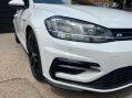 Volkswagen Golf R-LINE TDI 13