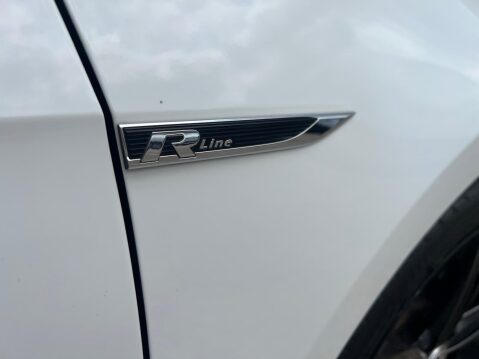 Volkswagen Golf R-LINE TDI 14