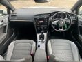 Volkswagen Golf R-LINE TDI 17