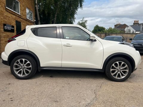 Nissan Juke TEKNA XTRONIC 10