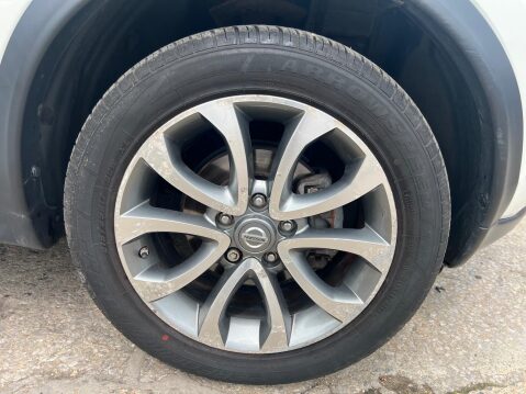 Nissan Juke TEKNA XTRONIC 13