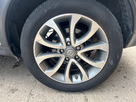Nissan Juke TEKNA XTRONIC 15