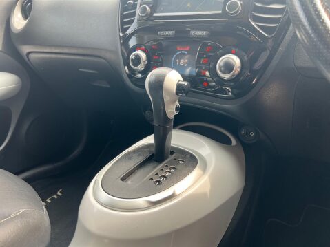 Nissan Juke TEKNA XTRONIC 22