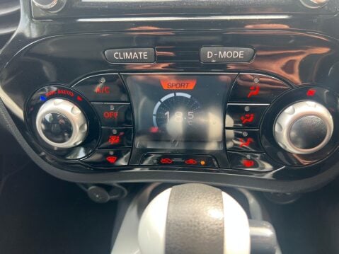 Nissan Juke TEKNA XTRONIC 26
