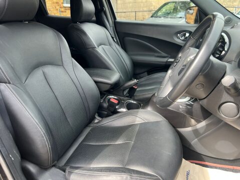Nissan Juke TEKNA XTRONIC 16