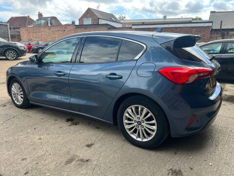 Ford Focus TITANIUM 5