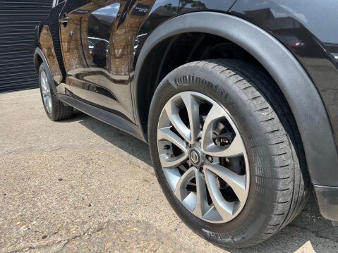 Nissan Juke TEKNA XTRONIC 15