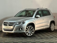Volkswagen Tiguan 2010 VOLKSWAGEN TIGUAN R-LINE 2.0 DIESEL TDI 4WD 4-MOTION SUV 3