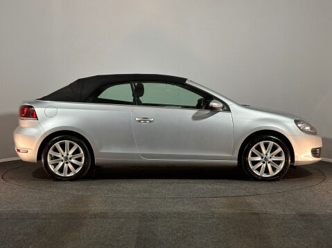 Volkswagen Golf 2013 VOLKSWAGEN GOLF SE BLUEMOTION TECH 1.6 DIESEL TDI CABRIOLET 5