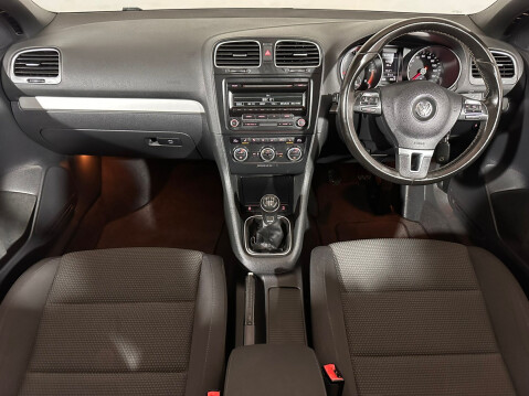 Volkswagen Golf 2013 VOLKSWAGEN GOLF SE BLUEMOTION TECH 1.6 DIESEL TDI CABRIOLET 12