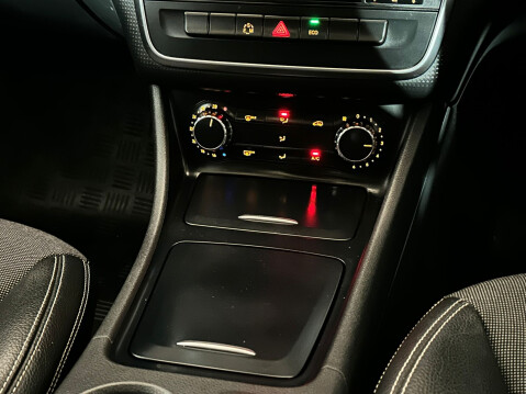 Mercedes-Benz A Class A180 CDI BLUEEFFICIENCY SE 15