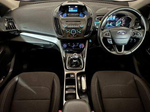 Ford Kuga ZETEC TDCI 10